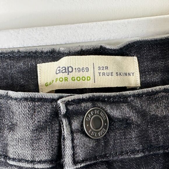 Gap 1969 Jean Women 32 Black Sculpt Stretch Mid Rise True Skinny Distressed NWT - Picture 7 of 8